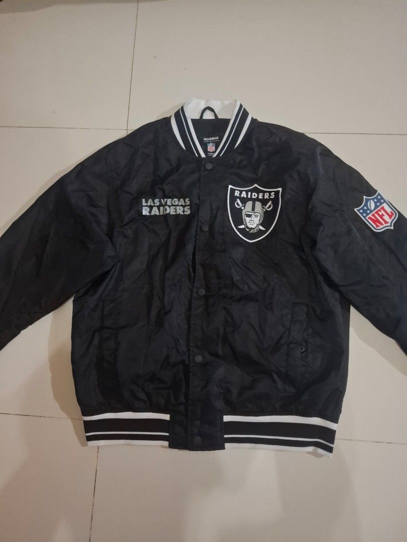NFL x pull & bear las vegas raiders varsity bomber jacket (Category: Coats, Jackets and Outerwear) located in Narvacan. Submitted by jigger85_2ndaccount (Listing ID 1469878001, Image 2). Description: NFL x pull & bear las vegas raiders varsity bomber jacket like new 9.8/10 condition no issues size: medium on tag UK size dimes: 23 x 26 can fit to medium to semi xl bought in UK location: ilocos sur cab ship thru JNT or LBC.