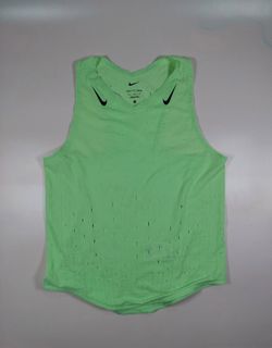(Category: ) located in . Submitted by runsapparelthrifted17 (Listing ID 1469817919, Image 1). Description: .