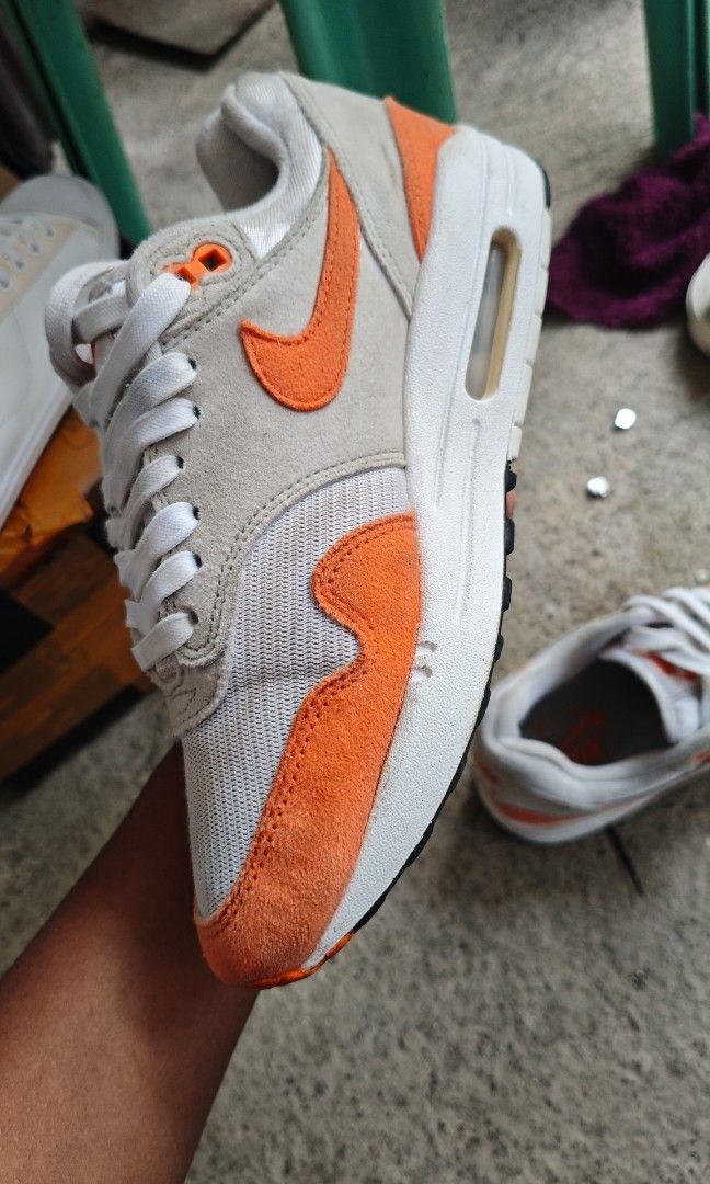Nike airmax (Category: Sneakers) located in Sultan Kudarat. Submitted by thrifted01 (Listing ID 1469767390, Image 2). Description: us7 euro38 cm24 loc mindanao.