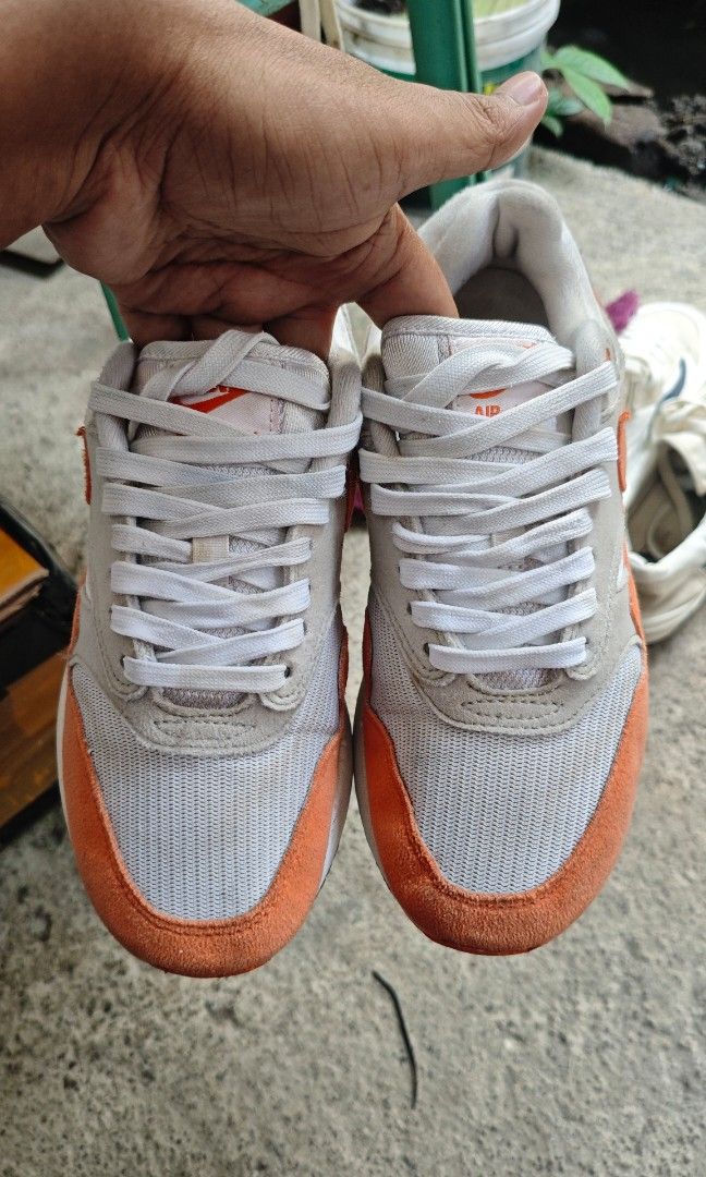 Nike airmax (Category: Sneakers) located in Sultan Kudarat. Submitted by thrifted01 (Listing ID 1469767390, Image 3). Description: us7 euro38 cm24 loc mindanao.