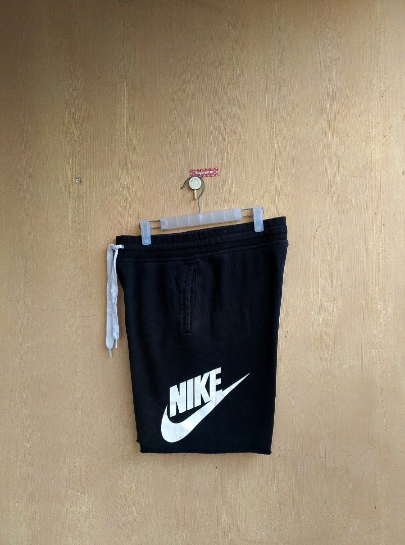 Nike Alumni Shorts 30/34 (Category: Shorts) located in Lipa City. Submitted by MEECHYTWO2TWO (Listing ID 1469807225, Image 1). Description: •NIKE ALUMNI SHORTS - Size: Large - Waistline: 30-34 ( Stretchable ) - Length: 20 / Leg Op: 12 - Location: Lipa City, Batangas - Good condition - Color rate: 9.5/10 - Additional sf +75 - Mop: GCASH/NO COD - Payment first tomorrow will be shipped.