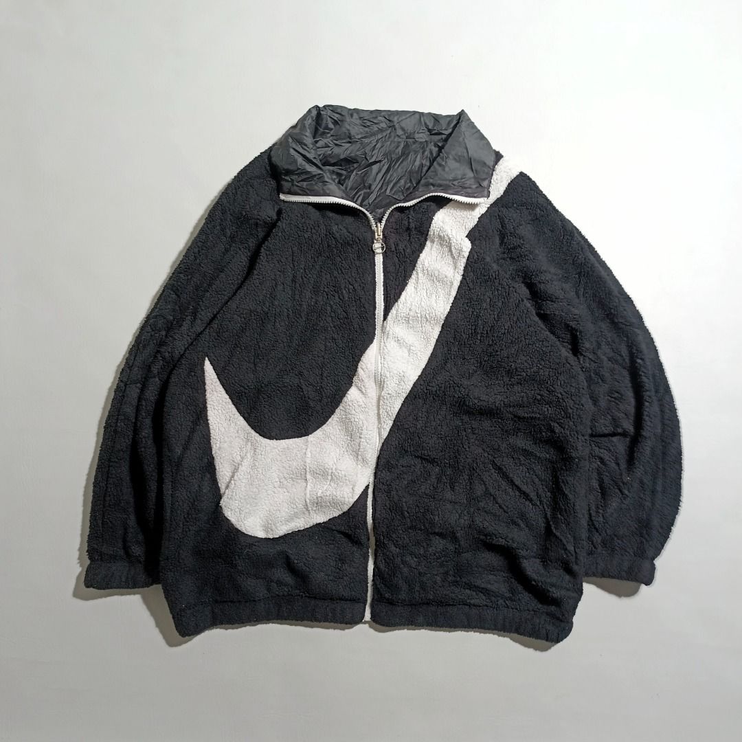 Nike Bigswoosh Reversible Jacket❗ (Category: Coats, Jackets and Outerwear) located in Baguio. Submitted by freshmarket_2600 (Listing ID 1469877238, Image 1). Description: 1580+sf Brand: Nike Bigswoosh Sherpa Reversible Tags: Complete Size: Large on tag Dimension: L29W24 Condition: Excellent Color rate: 10/10 Color: Black Issue/s: None .