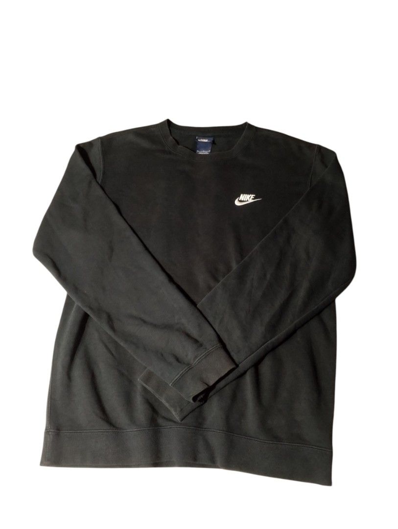 Nike Black Crewneck Sweatshirt Size M (Category: Formal Shirts) located in Manila. Submitted by _justdothrift (Listing ID 1469907830, Image 1). Description: - Brand: Nike - Style: Crewneck sweatshirt - Color: Black with white embroidered logo - Size: Medium (Standard fit) - Material: Comfortable cotton blend - Details: Ribbed cuffs and hem - Origin: Made in China - Condition: Great for daily wear and easy to match - No issue like new - loc: tanay