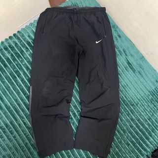 (Category: ) located in . Submitted by thriftkolngeh (Listing ID 1469935003, Image 1). Description: .