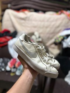(Category: ) located in . Submitted by thrifttashoe (Listing ID 1469925803, Image 1). Description: .