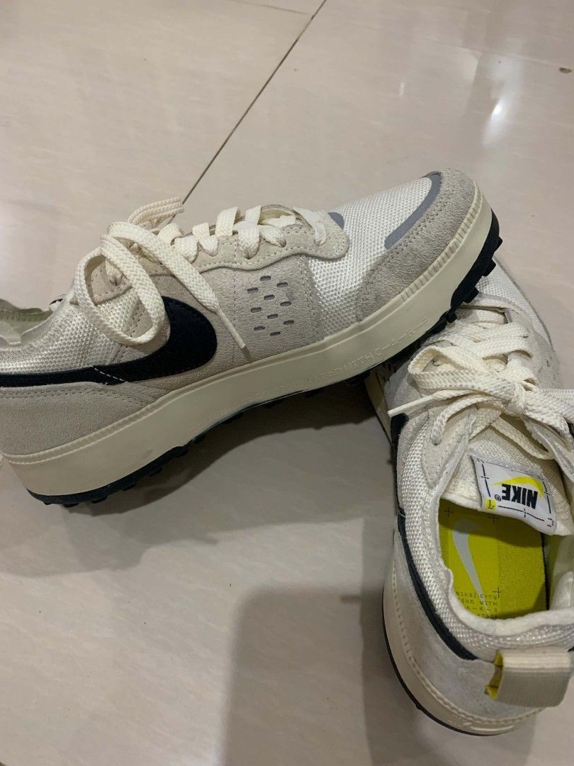 Nike Cream and Black Sneakers (Category: Sneakers) located in Tiaong. Submitted by cdoswan (Listing ID 1469888452, Image 2). Description: once used - Brand/Style: Cream and black Nike casual streetwear sneakers - Materials: Premium suede overlays and breathable mesh panels - Comfort: Thick cushioned midsole for all-day wear - Details: Yellow and black tongue tag, reflective hit near the toe box, and bright yellow insoles - Includes: Clean white l