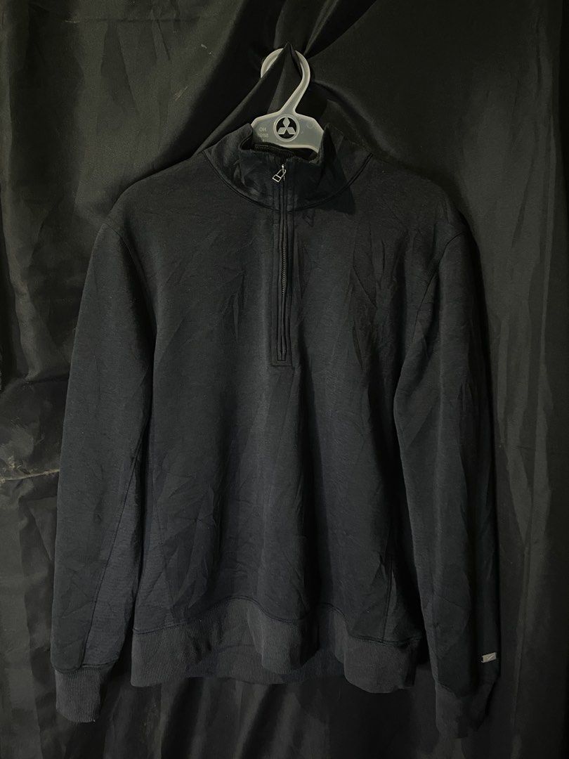 Nike Dri-FIT Black Quarter Zip Pullover Sweatshirt Size M (Category: Coats, Jackets and Outerwear) located in Cebu City. Submitted by grand_kian (Listing ID 1469865792, Image 1). Description: - Brand: Nike - Item: Dri-FIT Quarter Zip Pullover - Color: Solid Black - Size: Medium (Made in Vietnam) - Material: 78% Polyester, 22% Cotton (with cotton-poly-spandex accent panels) - Design: Mock neck with front zipper - Features: Metallic Nike logo plate