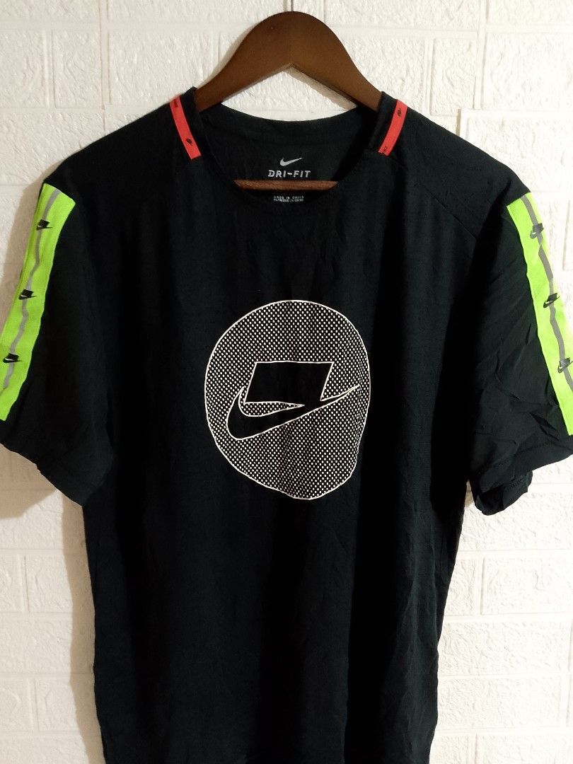 NIKE DRIFIT SHIRT (Category: Tshirts & Polo Shirts ) located in Tabaco. Submitted by zerothreethrift (Listing ID 1469809211, Image 2). Description: NIKE DRIFIT SHIRT SIZE XL EXCELLENT PM IF INTERESTED ALBAY LOCATION.