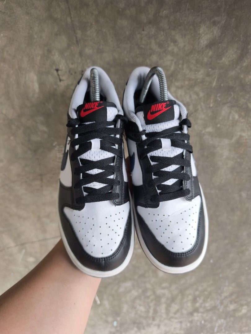 Nike Dunk Low Midnight Navy (Category: Sneakers) located in Baguio. Submitted by soleseekerph (Listing ID 1469903206, Image 3). Description: US 6M, 7.5W, Euro 38.5, 24.5 cm Excellent condition.