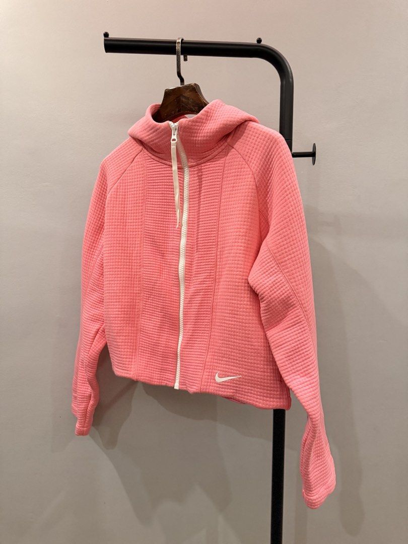 NIKE ENGINEERED TECH FLEECE TRACKSUIT (Category: Activewear) located in Dagupan City. Submitted by size.spectrum (Listing ID 1469868914, Image 2). Description: SIZE MEDIUM NO FLAWS LIKE NEW SEE PICS FOR MEASUREMENTS.