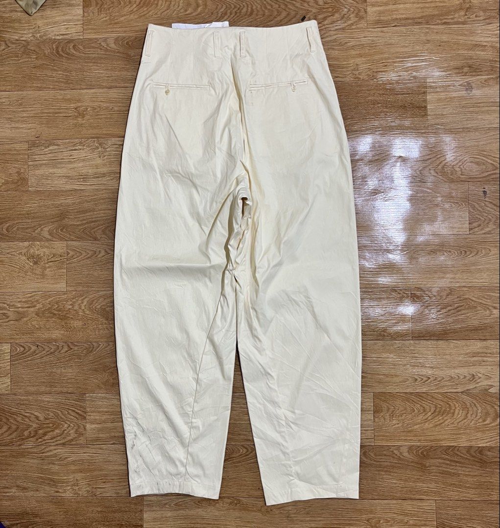 Nike ESC (Every Stitch Considered) Woven Worker Pants (Category: Luxury Apparel) located in Zamboanga. Submitted by alterramz08 (Listing ID 1469927585, Image 3). Description: Nike ESC (Every Stitch Considered) Woven Worker Pants Size 30 Length 40.5 Thigh 13 Leg Opening 8 Excellent Condition Need wash lang washable stain lang Price : 800 pesos .