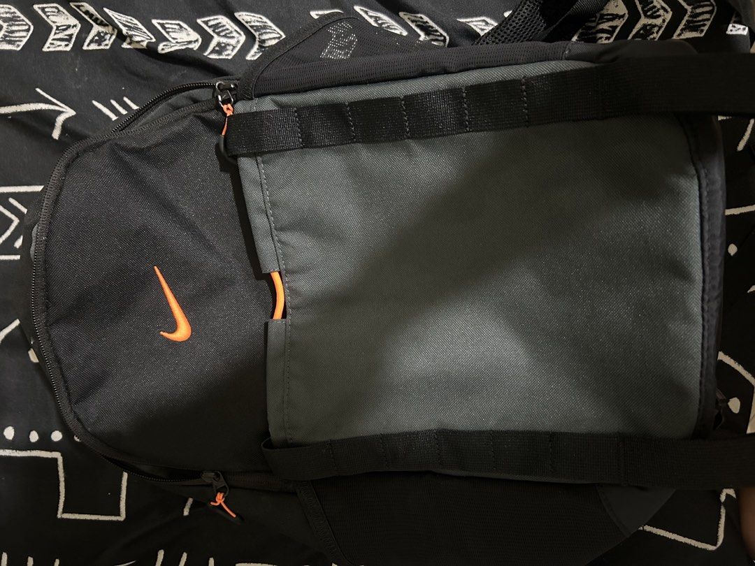 NIKE HIKE DAY PACK (24L) (RM175) (Category: Backpacks) located in Caloocan City. Submitted by g4bbygabby (Listing ID 1469877367, Image 3). Description: Nike Hike Day Pack (24L) (RM175) Product Details: • Authenticity: 100% Original • Selling Price: ₱2,000 • Color: Black/Anthracite/Total Orange • Capacity: 24L • Material: • Body: 96% Polyester / 4% Nylon • Lining: 100% Polyester —————————————— Features: • Spacious main compartment • Front pocket f