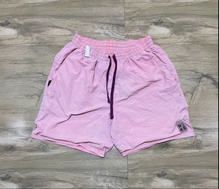 (Category: ) located in . Submitted by latumsthrift (Listing ID 1469765092, Image 1). Description: .