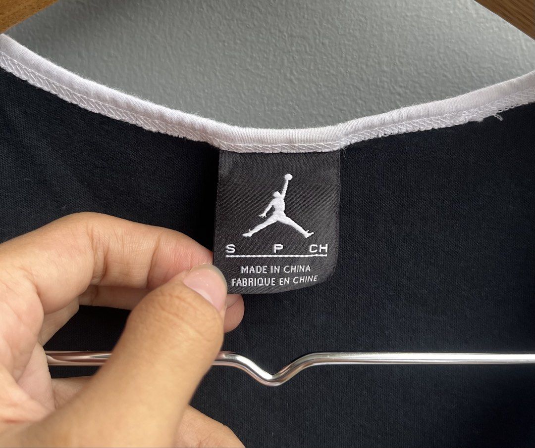 Nike Jordan Sundae Tank Top (Category: Tshirts & Polo Shirts ) located in Balamban. Submitted by just_findss (Listing ID 1469802973, Image 3). Description: Nike Jordan Sundae Tank Top Very Excellent Condition S on tag Dimes 19W / 28L Color Rate 10/10 NO ISSUE.
