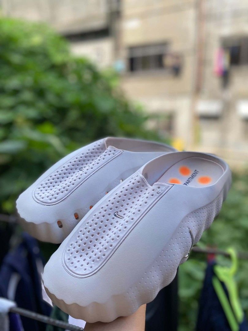 NIKE MIND 001 (Category: Slippers & Slides) located in Tadian. Submitted by zeedrky27 (Listing ID 1469906688, Image 2). Description: SIZE 12 GOOD FIT TO SIZE 10 OR 11 (MASIKIP FITTINGS NG NIKE MIND).