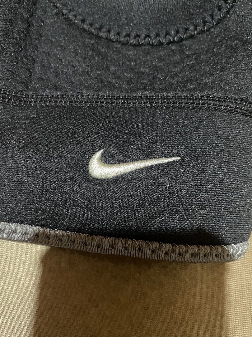 Nike Open Patella Knee Sleeve (Category: Announcements) located in Cagayan de Oro. Submitted by jhonny_kevz930 (Listing ID 1469862699, Image 2). Description: Nike Open Patella Knee Sleeve Like new condition Small to medium Cut tags No issue .