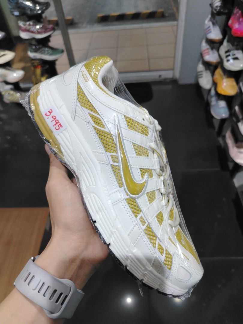 NIKE P-6000 (Category: Sneakers) located in Quezon City. Submitted by rvnnnnnn (Listing ID 1469849131, Image 1). Description: .