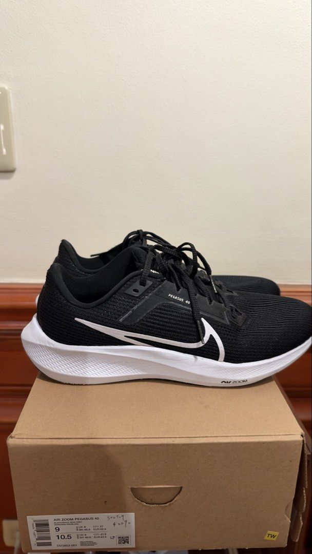 Nike Pegasus 40 (Category: Sneakers) located in Quezon City. Submitted by destashingmycloset (Listing ID 1469898212, Image 3). Description: .