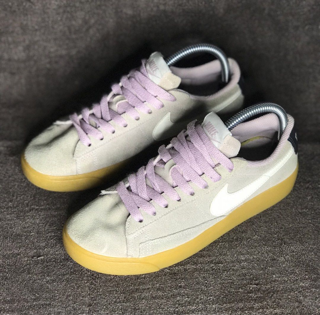 Nike Pink (Category: Sneakers) located in Manila. Submitted by clarosarmiento69 (Listing ID 1469850153, Image 2). Description: Nike Pink Good Condi | Thick Outsole Size: US womens 5.5 | EURO 36 | CM 22.5 ₱800 only + sf FIRST TO PAY, GETS THE PAIR!.