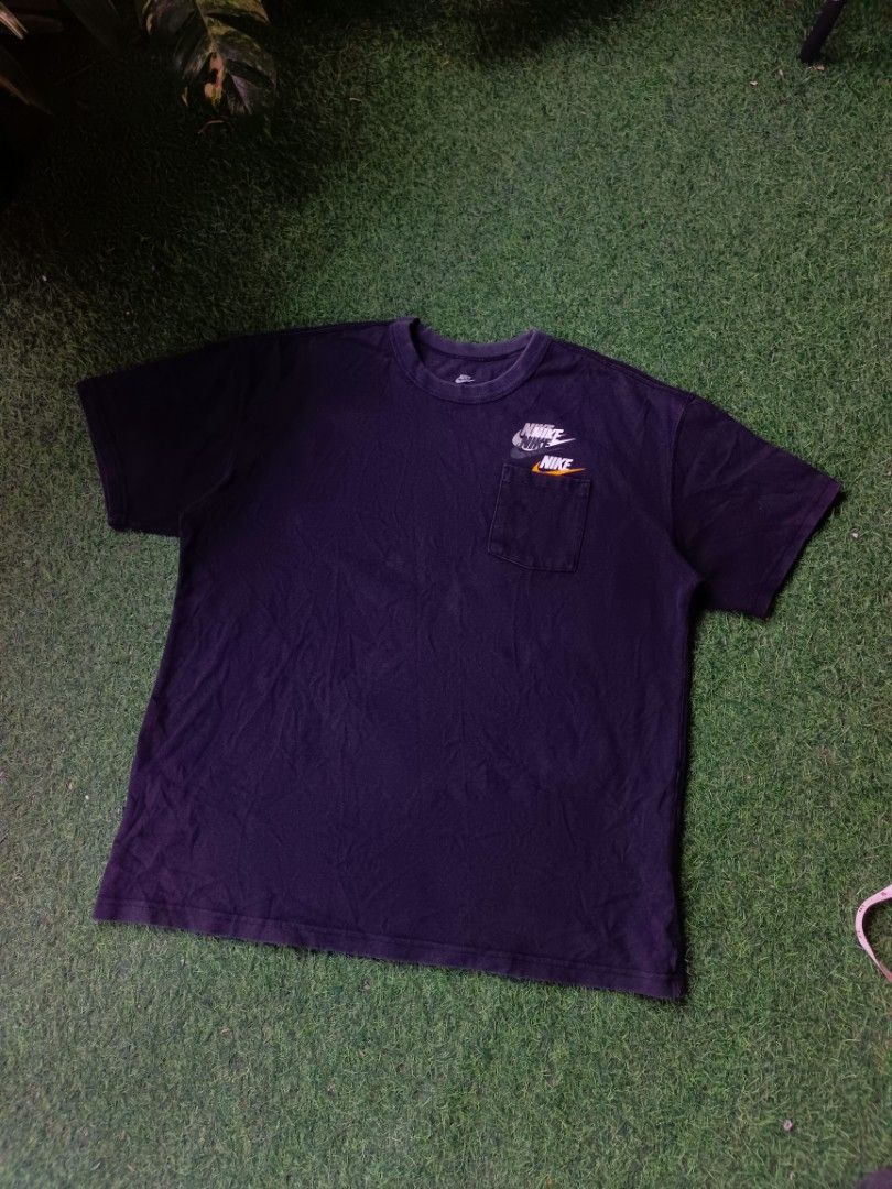 Nike Pocket tee (Category: Tshirts & Polo Shirts ) located in Davao. Submitted by karlito. (Listing ID 1469847162, Image 1). Description: Color may vary dahil panget phone camera Width 22 Length 28 Good Condition Color rate 9/10.