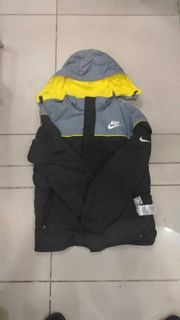 (Category: ) located in . Submitted by flowepjithrift (Listing ID 1469887786, Image 1). Description: .