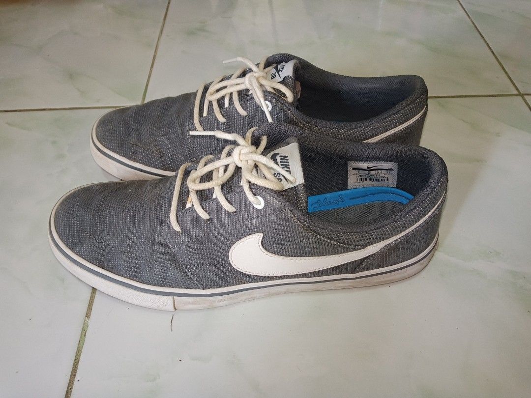 Nike Sb Shoes (Category: Casual Shoes) located in Guihulngan. Submitted by johnjohndripgoods (Listing ID 1469785676, Image 3). Description: Nike Portmore 2 Solar Canvas Premium SB 'Dark Grey White' US 9 Need Cleaning OPEN FOR VC DM.