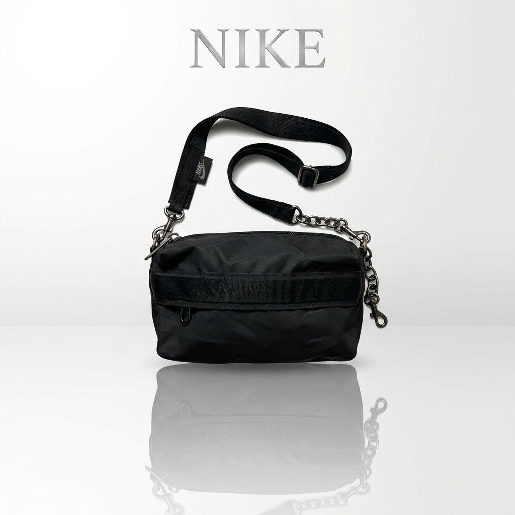Nike sling bag (Category: Sling Bags) located in Carmen. Submitted by aquarius.00 (Listing ID 1469896442, Image 1). Description: like new kasya phone.
