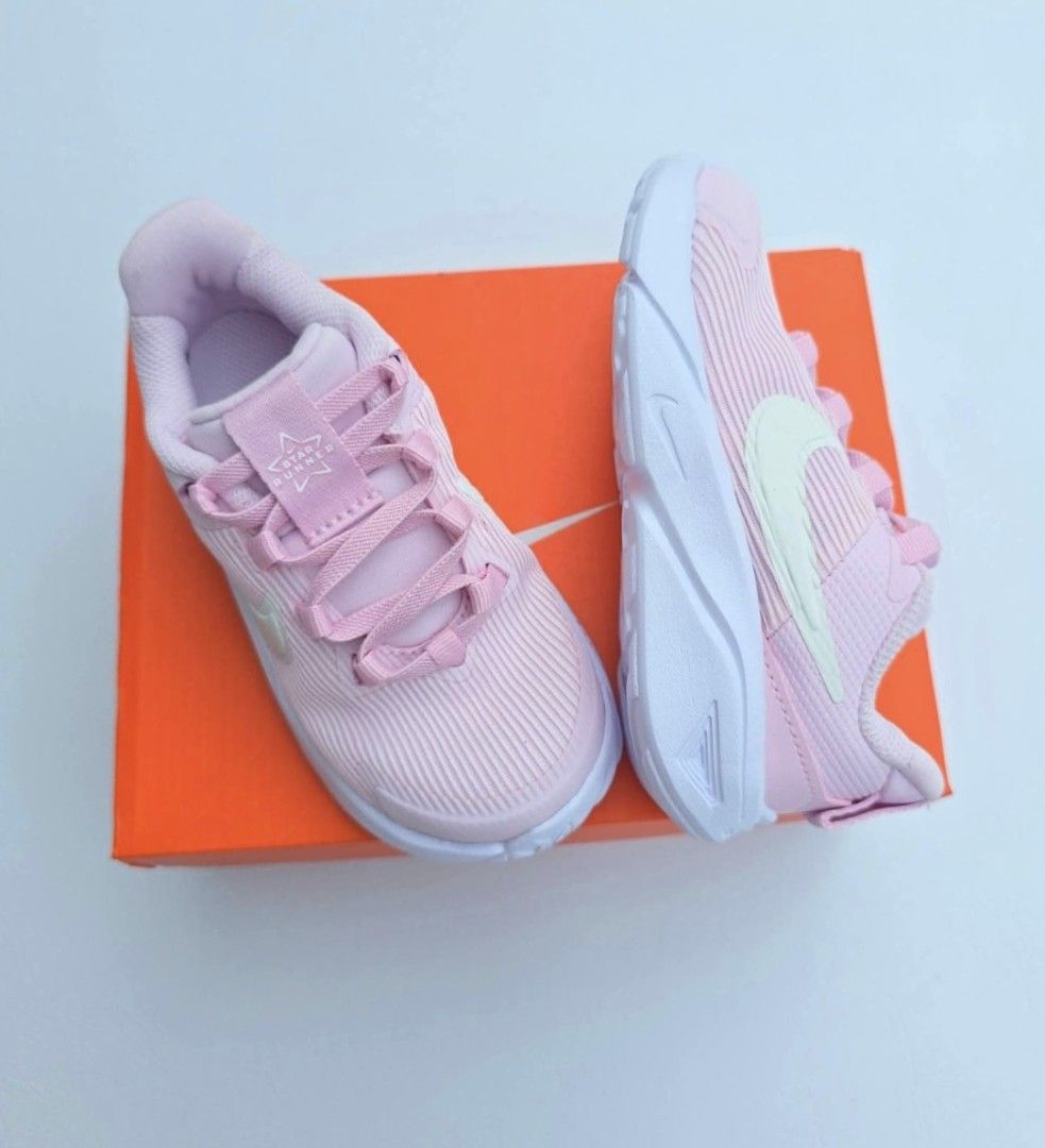 NIKE STAR RUNNER 4NN (TD) (size 10c) (Category: Babies & Kids Fashion) located in Urdaneta. Submitted by tannies-trift (Listing ID 1469914254, Image 2). Description: Size: 10c (EUR 27) (16CM) 1st to pay basis Mop: Gcash/Bank Mod: Regular Jnt --LOC. PANGASINAN.