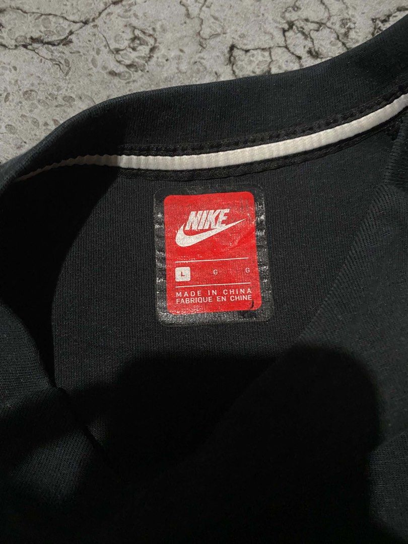 Nike Tech Fleece Longsleeve (Category: Hoodies) located in Pagadian. Submitted by romenallauderes (Listing ID 1469878654, Image 3). Description: Dimes: 22 x 29 Excellent Condition 10/10 Color Rate No issues.