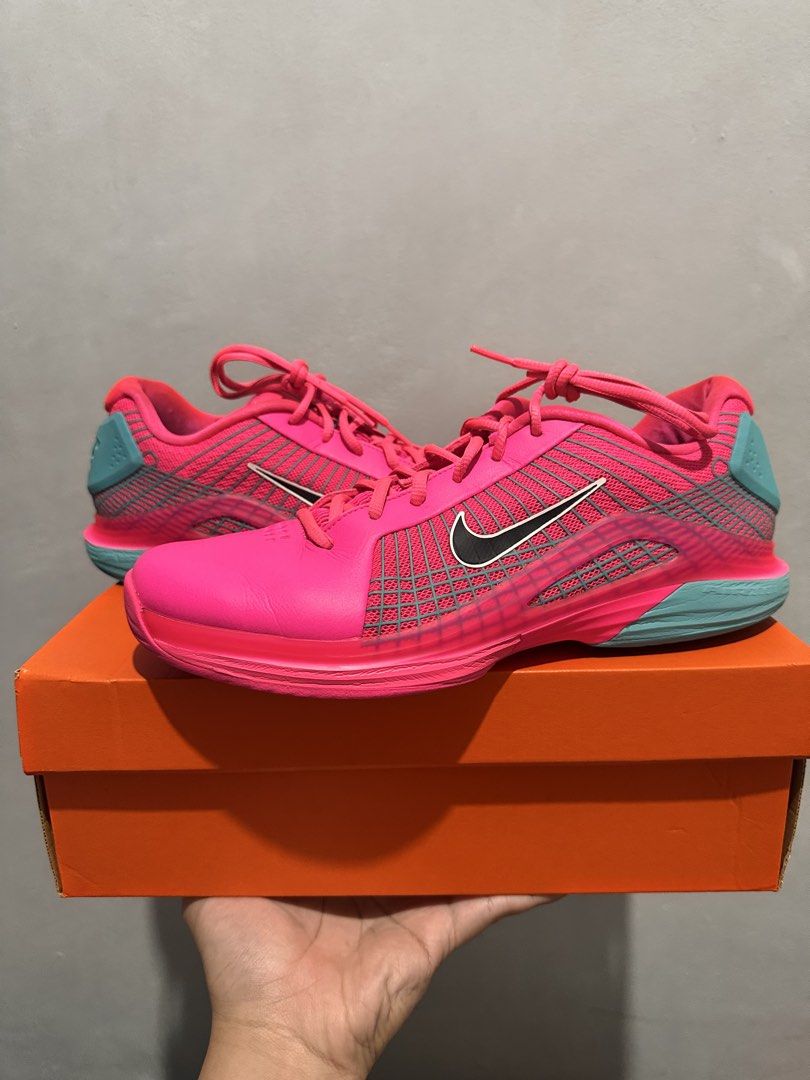 Nike Vapor 12 Hypersmash PINK (Category: Sneakers) located in Paranaque City. Submitted by zurcmit (Listing ID 1469799885, Image 2). Description: ‼️FREE DELIVERY IN PARANAQUE‼️ Nike Vapor 12 Hypersmash Pink 🦩 (Best for Pickleball and Tennis) If you want SPEED, AGILITY and BALANCE this is it for you! 💯 Bought for : 12,900 ✅💥‼️Selling: 9,999‼️💥✅ NO TO TRADE PLEASE Selling my barely used Nike Vapor 12 Hypersmash Pink 🦩 Used for 4x only every Sa