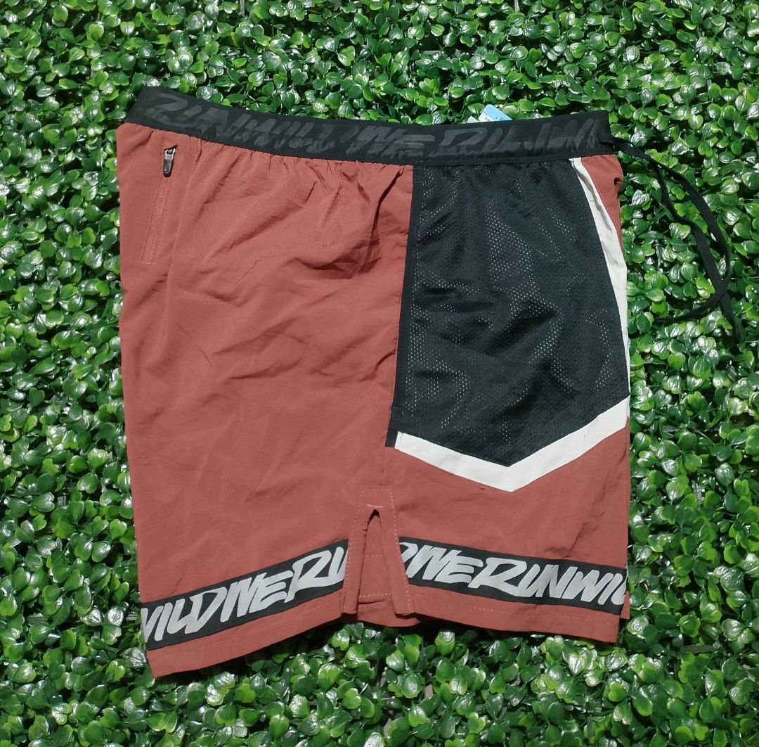 Nike Wild Running Shorts (Category: Activewear) located in Davao. Submitted by thrifttayo (Listing ID 1469817162, Image 2). Description: Small on tag W 27-30 L 13 No Issue ASNEW Condition .