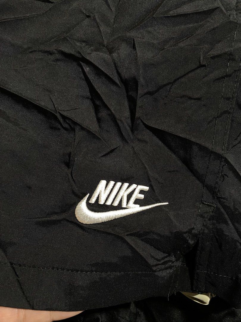 Nike Wovens - Mens Short / Nylon (Category: Shorts) located in General Santos City (Dadiangas). Submitted by castilloed98 (Listing ID 1469944202, Image 2). Description: N!ke Woven - Mens Size.36-37 X 18 Excellent Condition No issue 💵700+ SF✈️ DM📩 📍Gensan..
