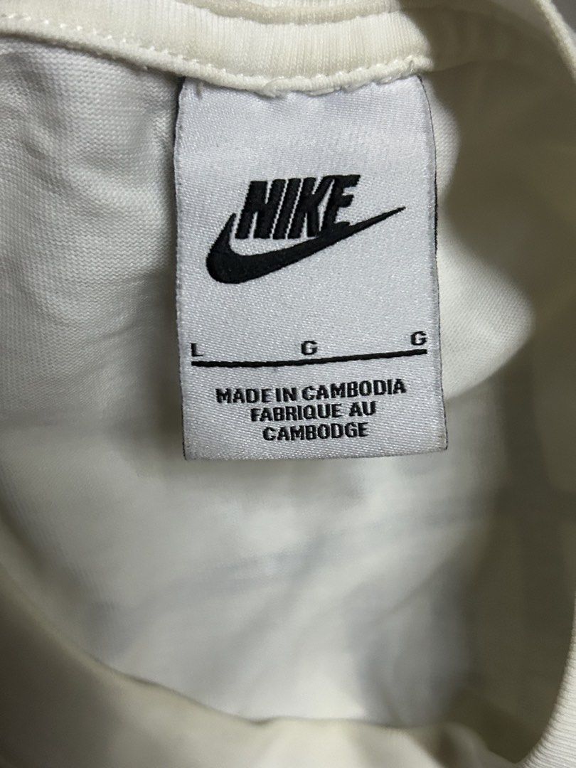 NIKE X STUSSY LASER PRINT (Category: Tshirts & Polo Shirts ) located in Bocaue. Submitted by whoopieeee (Listing ID 1469805058, Image 3). Description: Size Length-27 Width-23.
