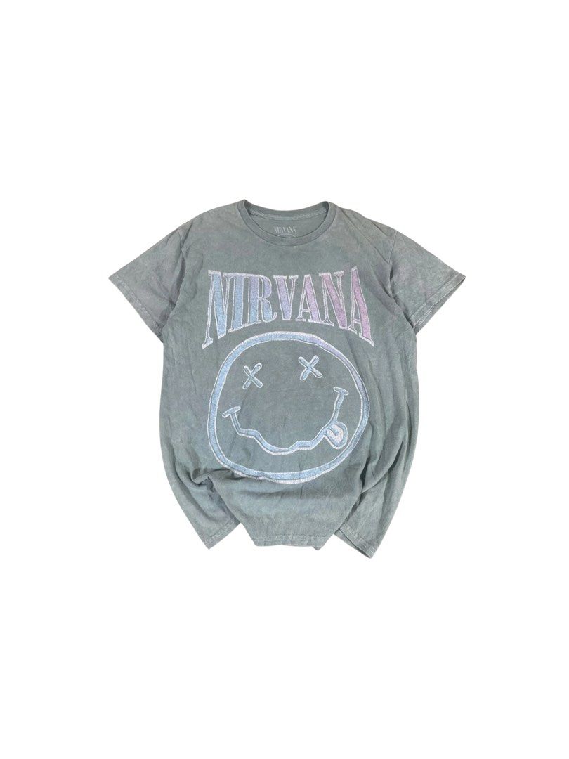 Nirvana Smiley Band Official Merch T-shirt (Category: Tshirts & Polo Shirts ) located in Los Banos. Submitted by adothrift (Listing ID 1469855262, Image 1). Description: Nirvana Smiley Band Official Merch T-shirt Size: M-L Dimensions: Width - 20 Length - 27.