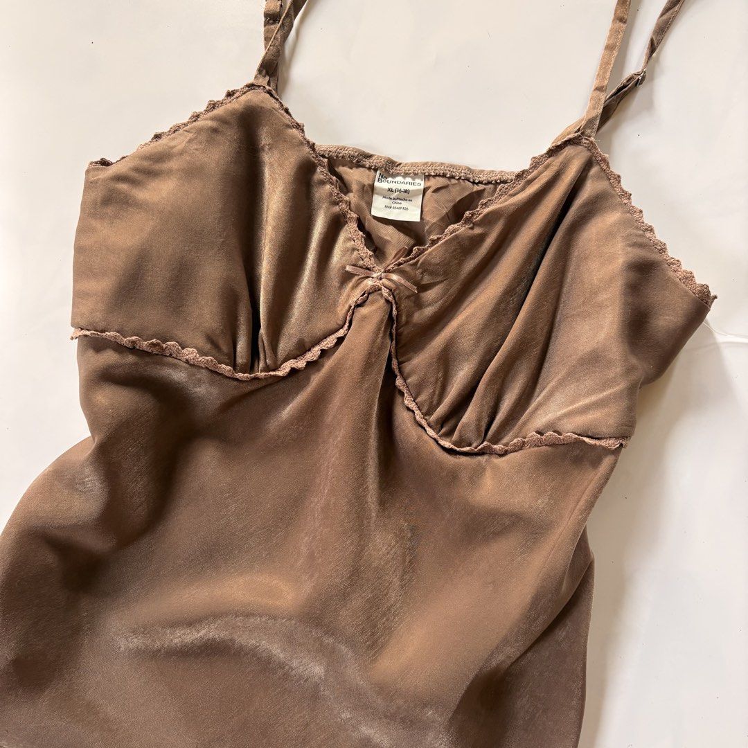 No boundaries light brown lace bustier Top (Category: Sleeveless) located in Quezon City. Submitted by kaelian_couture (Listing ID 1469862756, Image 2). Description: .