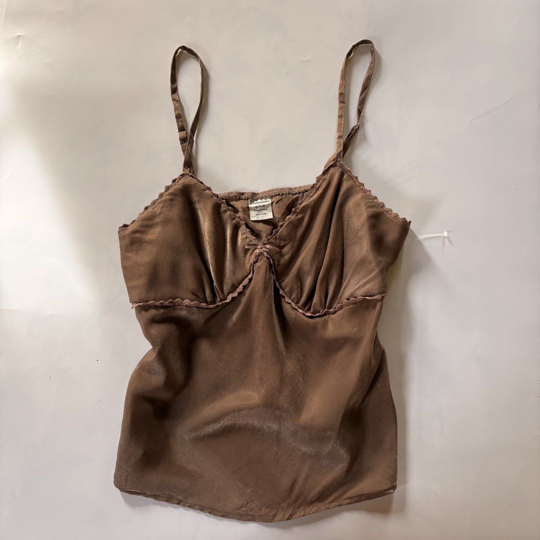 No boundaries light brown lace bustier Top (Category: Sleeveless) located in Quezon City. Submitted by kaelian_couture (Listing ID 1469862756, Image 1). Description: .