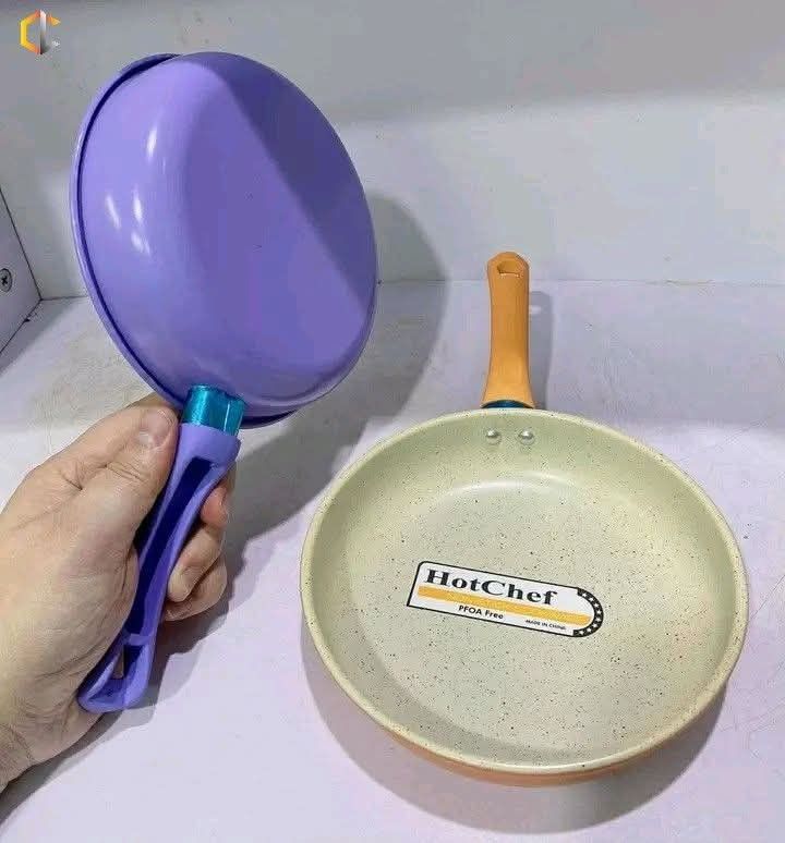 Non stick frying pan 30cm (Category: Cookware & Accessories) located in Manila. Submitted by yzcartph (Listing ID 1469856485, Image 3). Description: NON- STICK FRY PAN 📌 SIZE ：30 CM X 17 CM X 4 CM 📌 2 COLOR AVAILABLE ☑️ NEW ARRIVAL.