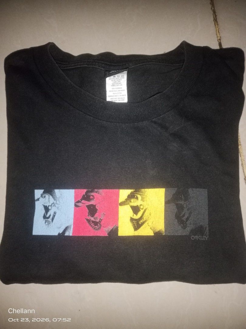 Oakley (Category: Activewear) located in Tarlac. Submitted by rechell09 (Listing ID 1469759903, Image 3). Description: .
