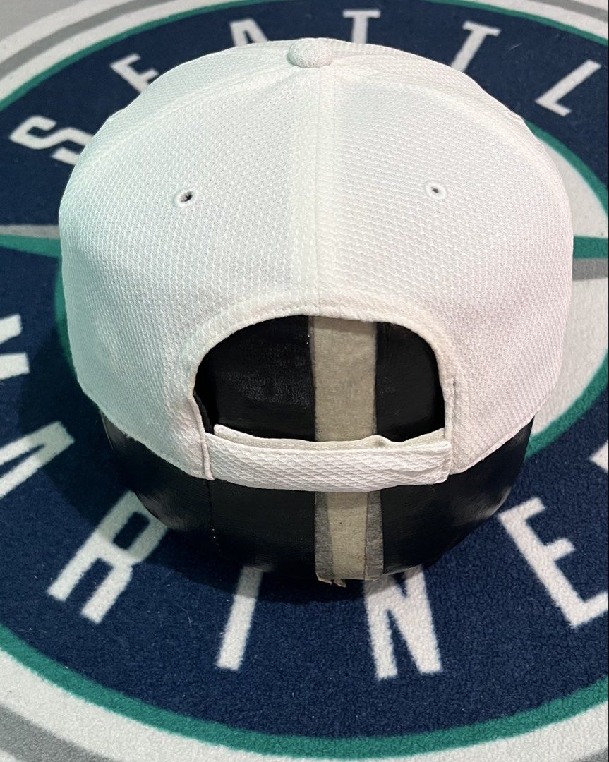 Oakley cap (Category: Caps & Hats) located in Manila. Submitted by davinci1 (Listing ID 1469770807, Image 3). Description: Oakley cap No issue 📍LAS PIÑAS 📦 JNT/LBC/LALAMOVE CAN DO MEET UP AROUND LAS PIÑAS VC SURE BUYER FIRST TO PAY GET THE ITEM NEED 50 PESOS DOWNPAYMENT LALAMOVEMOD GCASH NO COD/COP.