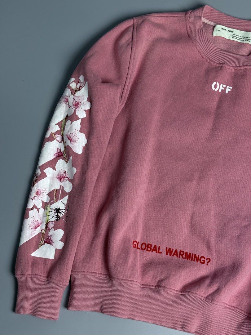 OFF WHITE CHERRY BLOSSOM (Category: Coats, Jackets and Outerwear) located in San Pablo. Submitted by zzz.archvs (Listing ID 1469863533, Image 2). Description: Still in excellent condition Measurements on pictures .