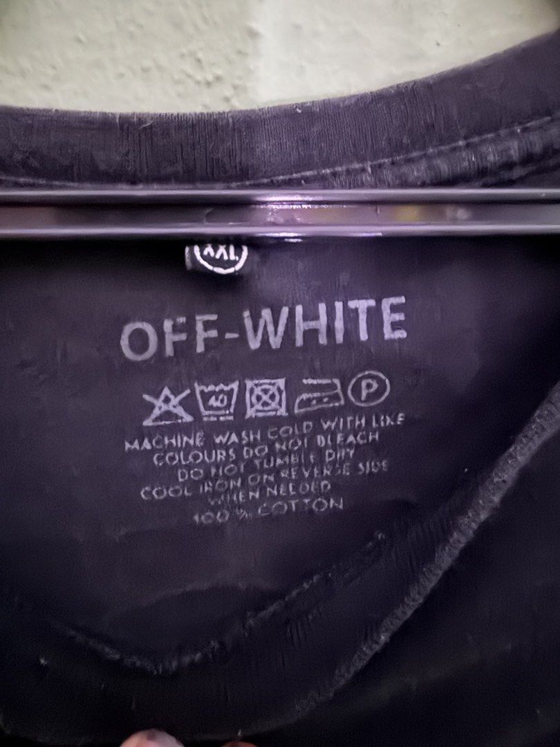 OFFWHITE (Category: Activewear) located in Kulim. Submitted by shahrilaiman. (Listing ID 1469926891, Image 3). Description: .