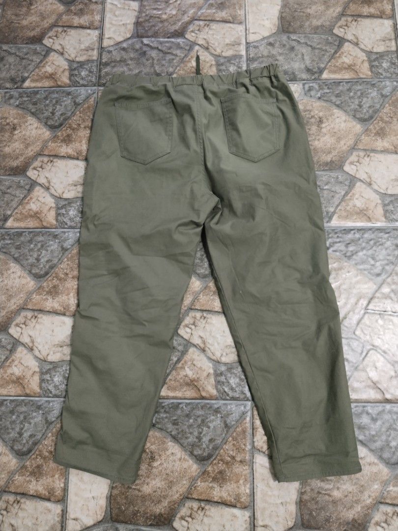 Okayama Denim baker pants (Category: Jeans) located in Legazpi City. Submitted by genobecollectives (Listing ID 1469871118, Image 2). Description: Okayama Denim baker pants 1500 plus sf size large on tag 30-36 thigh 12.5 8 leg opening - Color: Olive Green - Origin: Made in Japan - Size: LL - Material: Cotton and polyurethane blend - Waist: Elastic waistband with drawstring - Pockets: Functional front and back pockets - Fit: Comfortable relaxed fi
