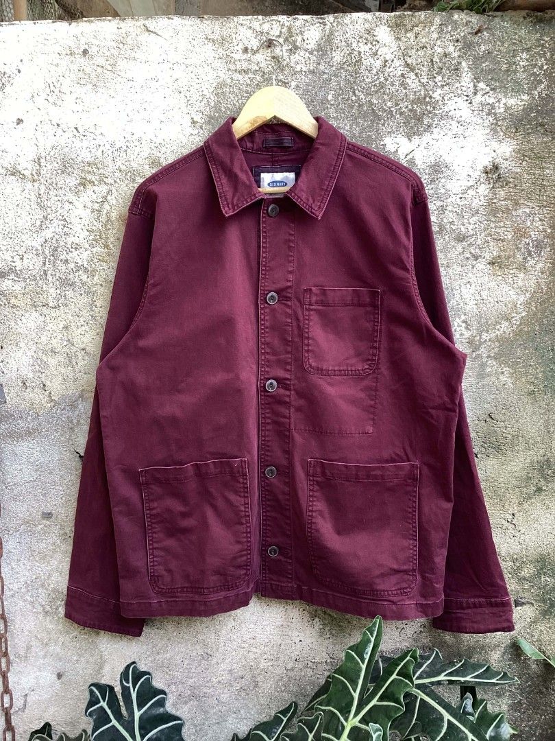 Old Navy Burgundy Workwear Chore Jacket Size L (Category: Coats, Jackets and Outerwear) located in Mangaldan. Submitted by manuelingalla_3rd (Listing ID 1469776795, Image 1). Description: - Brand: Old Navy - Style: Workwear jacket - Color: Rich burgundy - Size: Large - Closure: Button-up - Details: Classic collar and multiple utility pockets - Material: Durable canvas-style fabric - Dimes 23.5/28.
