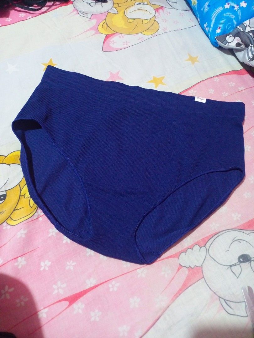 Olga Blue Panty Size: 1x (Category: Undergarments & Loungewear) located in Navotas City. Submitted by vanilla_sandalwood (Listing ID 1469887745, Image 1). Description: -Brand: Olga by Warners -Color: Blue -Knitted soft fabric -Size: 1x -Like New Ukay US Bale wash na po.