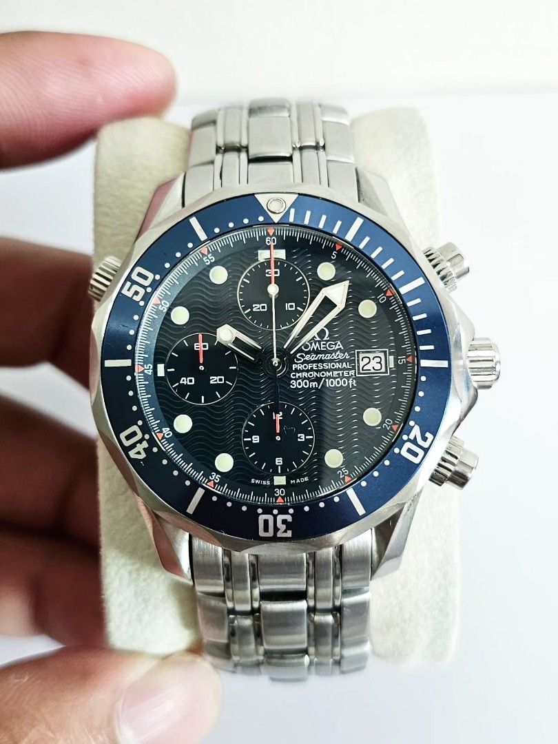 Omega Seamaster 300M Chronograph (Category: Luxury Watches) located in Makati City. Submitted by timeless_watches_ph (Listing ID 1469833418, Image 2). Description: Ref. No. - 2225.80.00 Mint Condition (9.5/10 ratings) With Presentation box & Manual only. Automatic - Chronograph Deep ️Blue Dial with Classic Wave Pattern Blue Aluminum Unidirectional rotating diver's Bezel 41 mm case diameter 7 Inches wrist size Open for authentication at buyer's ex