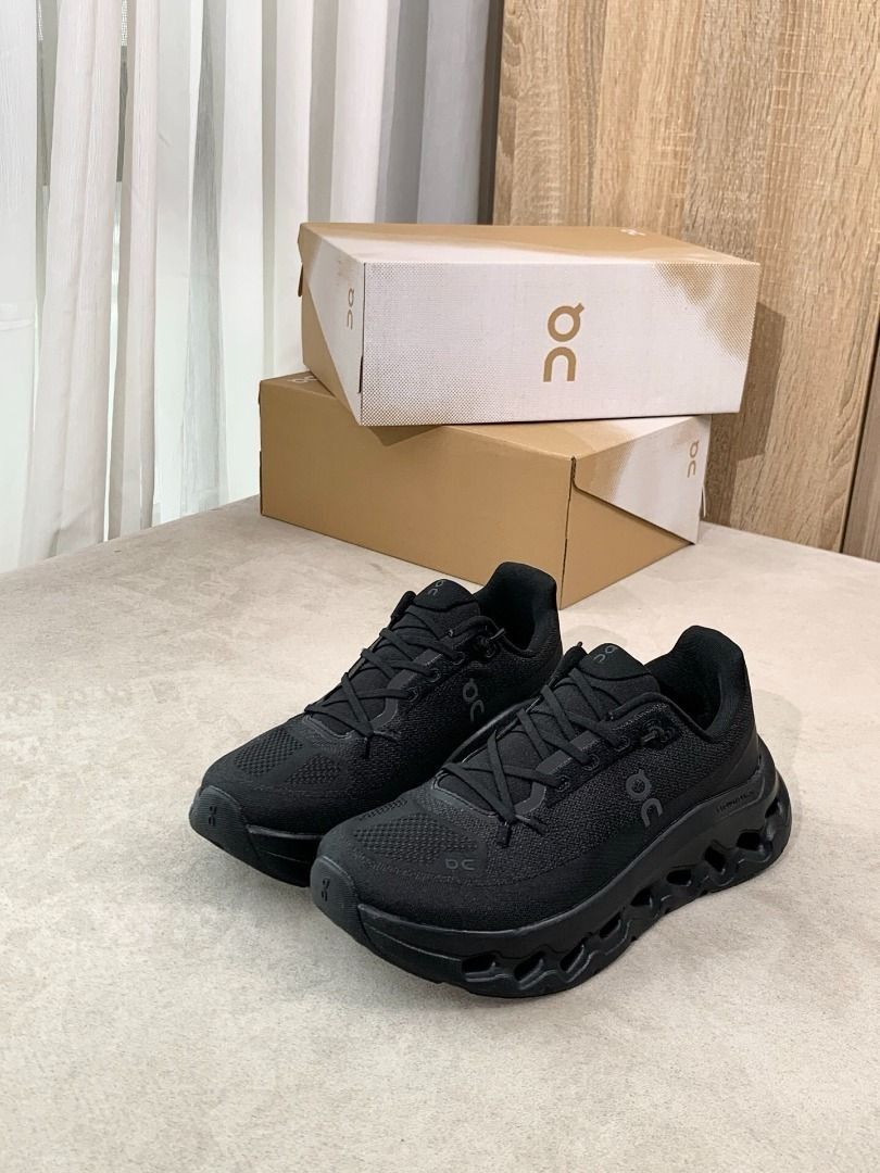 On Cloudmonster All Black Running Shoes, Men's Fashion, Footwear ...