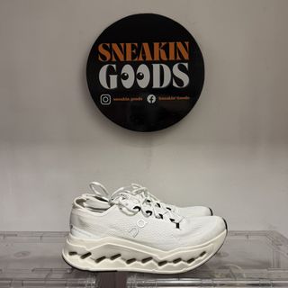 (Category: ) located in . Submitted by sneakin_goods (Listing ID 1469869715, Image 1). Description: .
