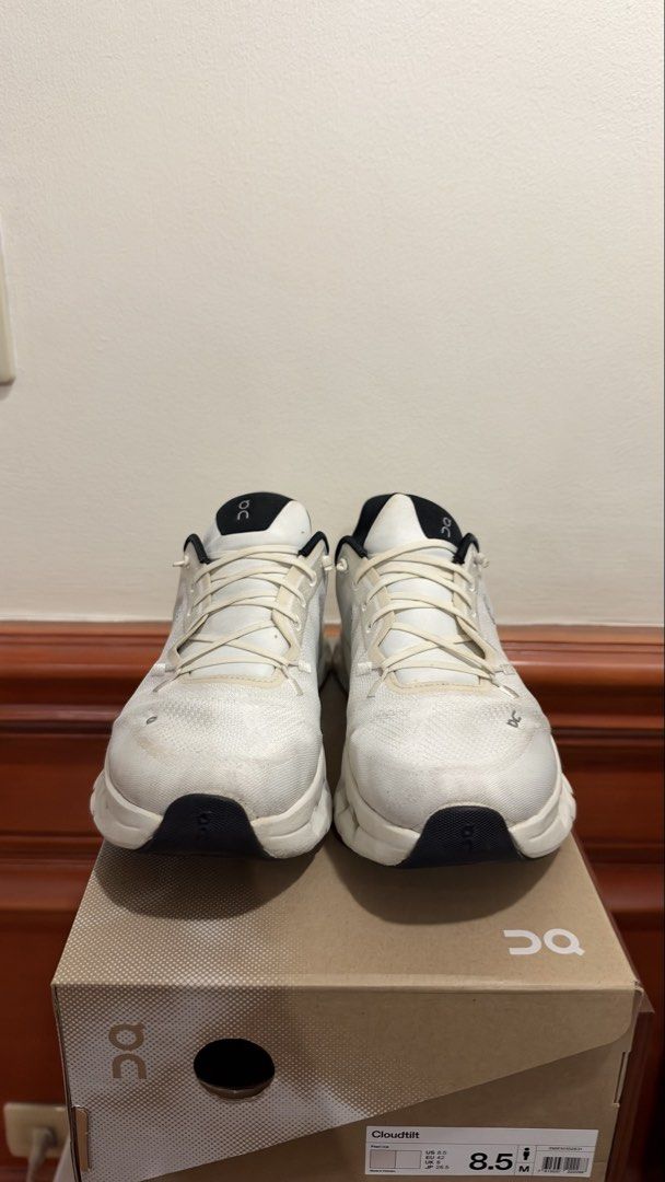 On Cloudtilt (Category: Sneakers) located in Quezon City. Submitted by destashingmycloset (Listing ID 1469898730, Image 2). Description: .