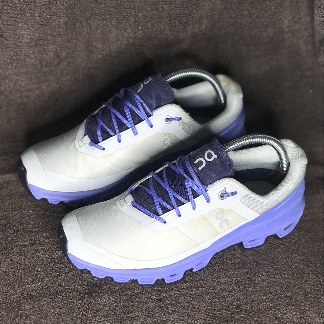 On cloudventure (Category: Sneakers) located in Manila. Submitted by clarosarmiento69 (Listing ID 1469849238, Image 2). Description: On cloudventure Good Condi | Signs of Usage | Removable po yung yellow stains need lang labhan ulit Size: US womens 6.5 | EURO 37.5 | ₱1,500 only + sf FIRST TO PAY, GETS THE PAIR! .