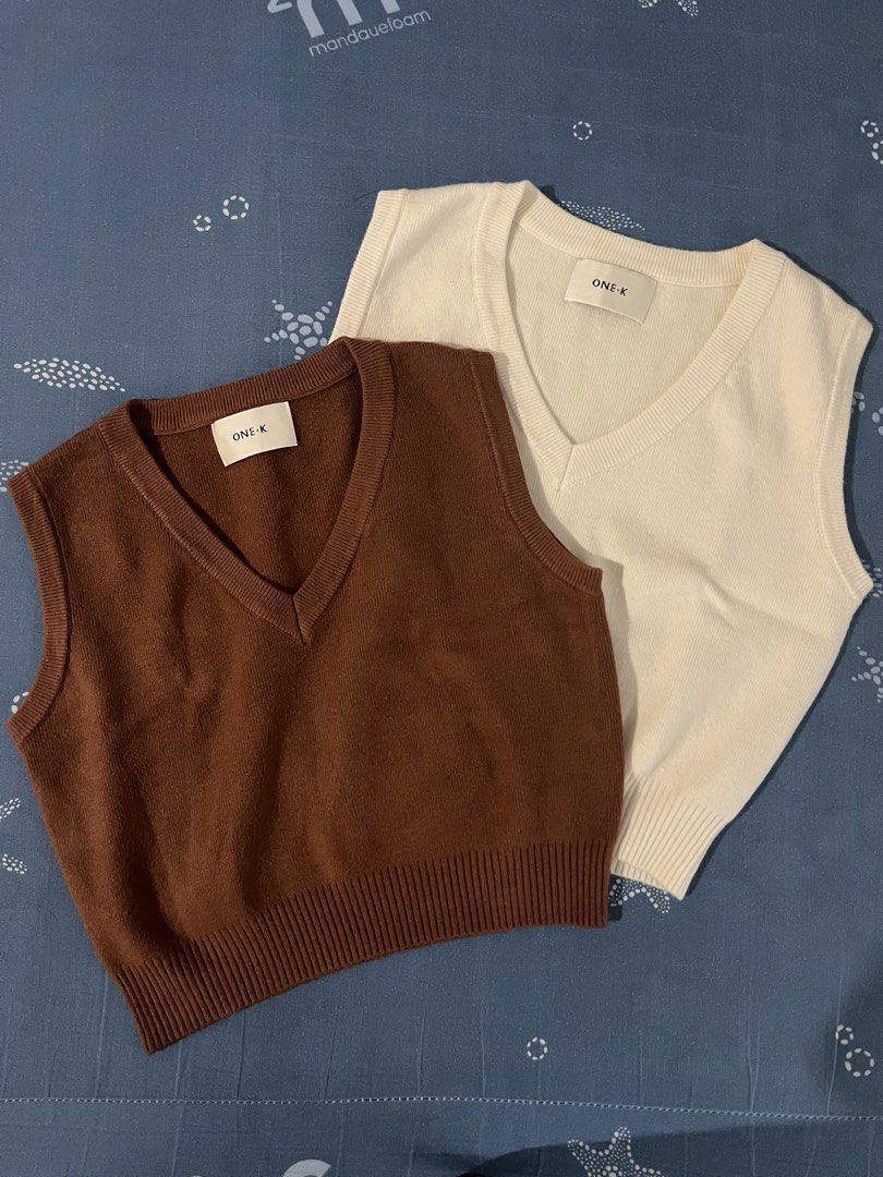 ONE-K V-Neck Knit Cropped Top Bundle (Category: Sleeveless) located in Manila. Submitted by cydeclutters (Listing ID 1469933049, Image 1). Description: Buy 1 get 1 bundle Color off white and rust orange Very thick fabric With signs of use but not abused Condition 7/10 Rfs: decluttering.